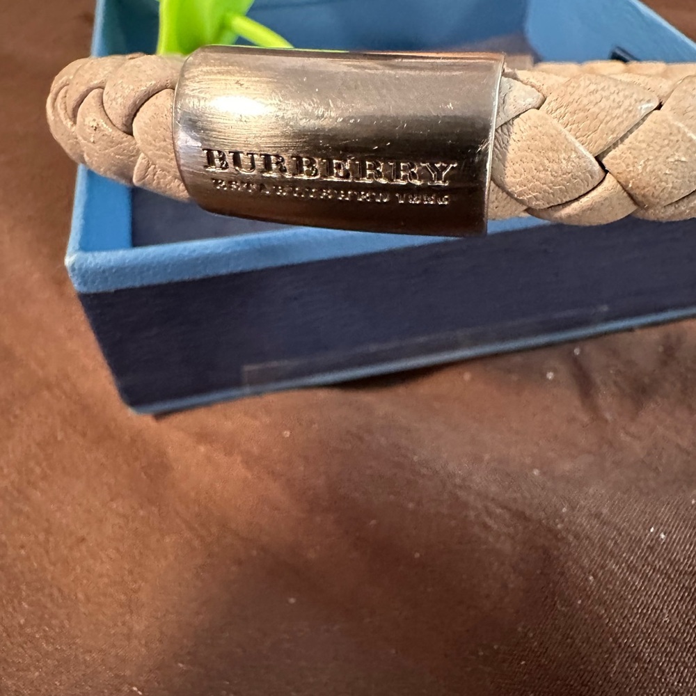 BURBERRY AUTHENTIC LEATHER BRAIDED BANGLE EUC UNISEX
